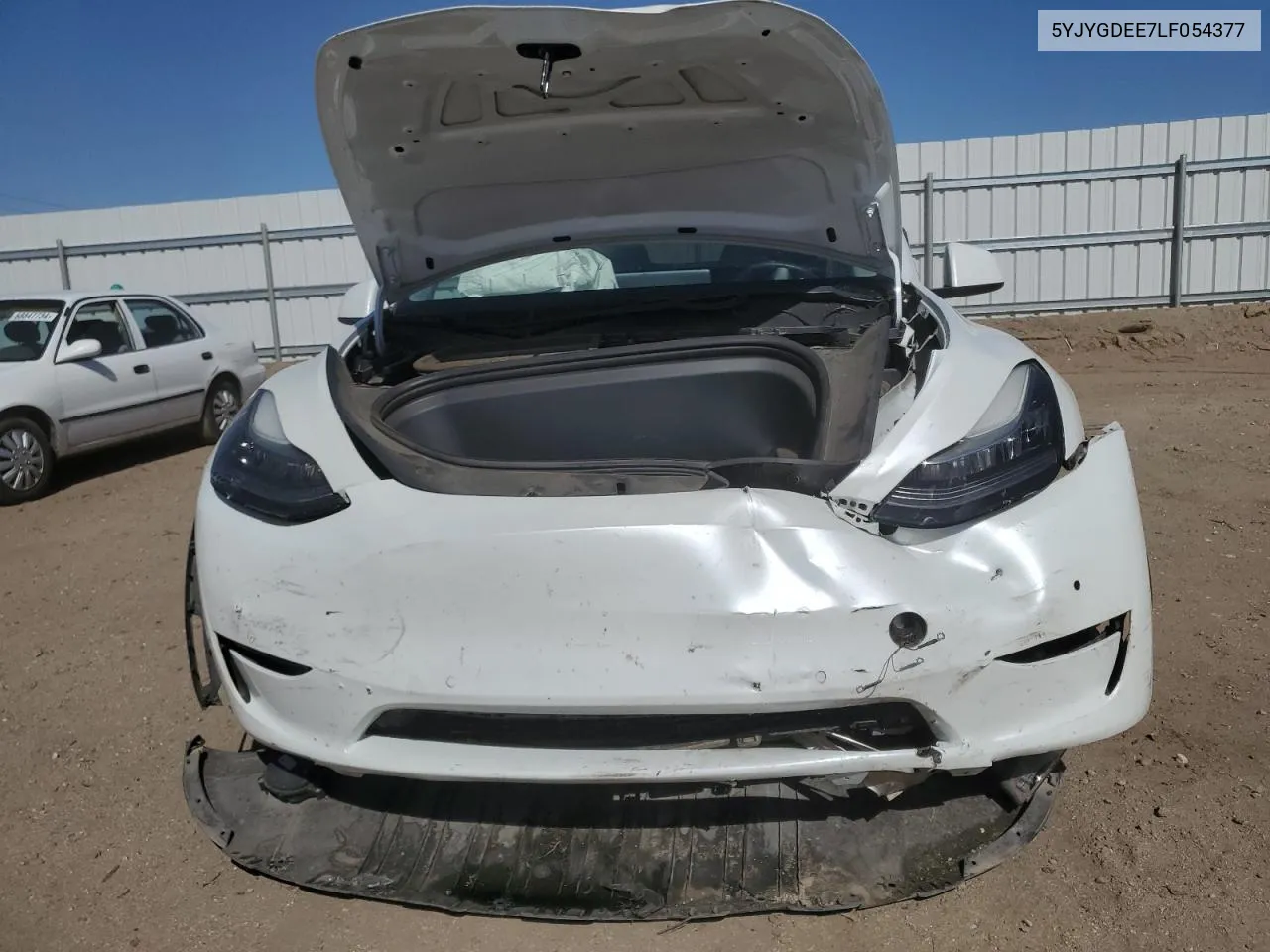 5YJYGDEE7LF054377 2020 Tesla Model Y