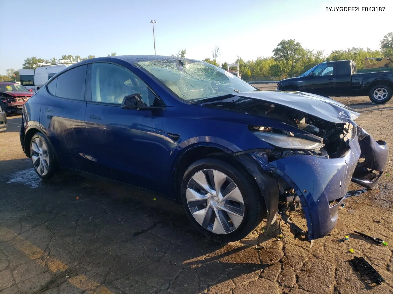 5YJYGDEE2LF043187 2020 Tesla Model Y