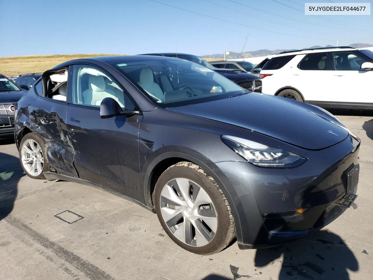 2020 Tesla Model Y VIN: 5YJYGDEE2LF044677 Lot: 69093214