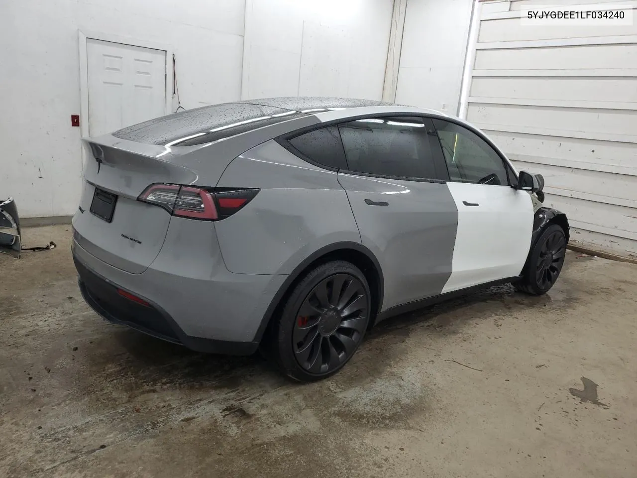 2020 Tesla Model Y VIN: 5YJYGDEE1LF034240 Lot: 69344584