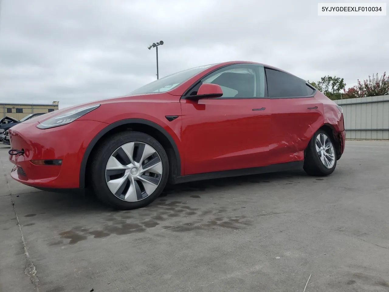 2020 Tesla Model Y VIN: 5YJYGDEEXLF010034 Lot: 69760784