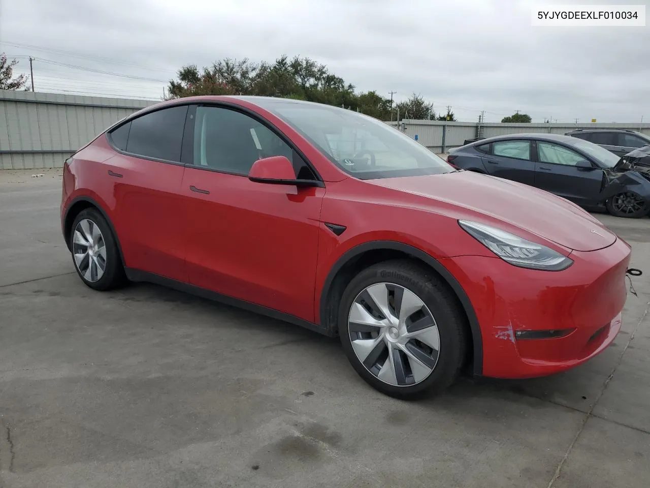 2020 Tesla Model Y VIN: 5YJYGDEEXLF010034 Lot: 69760784