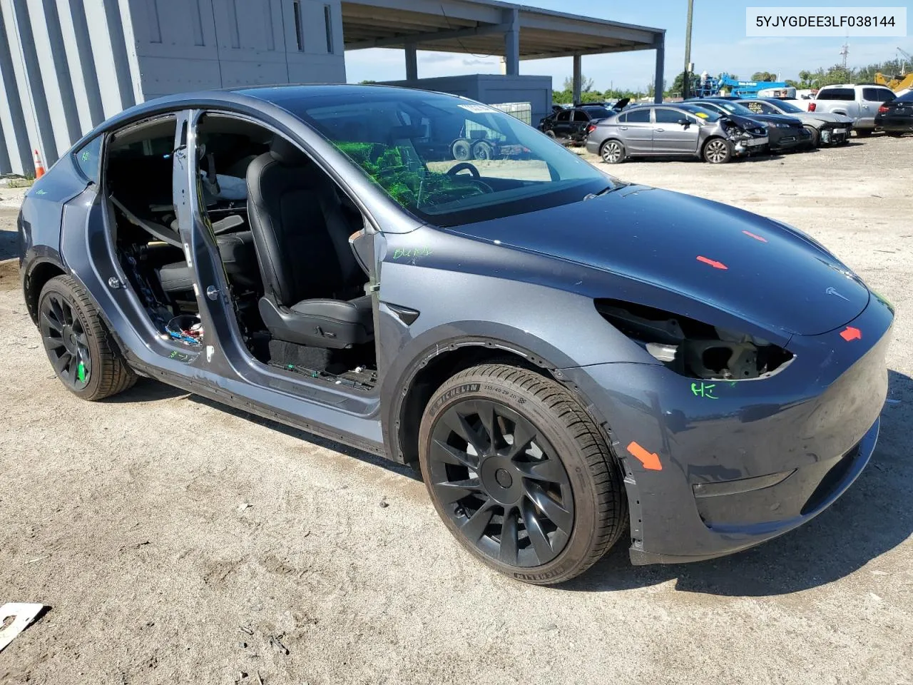 5YJYGDEE3LF038144 2020 Tesla Model Y