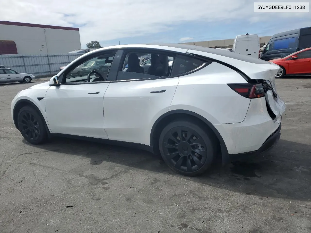 2020 Tesla Model Y VIN: 5YJYGDEE9LF011238 Lot: 70529124