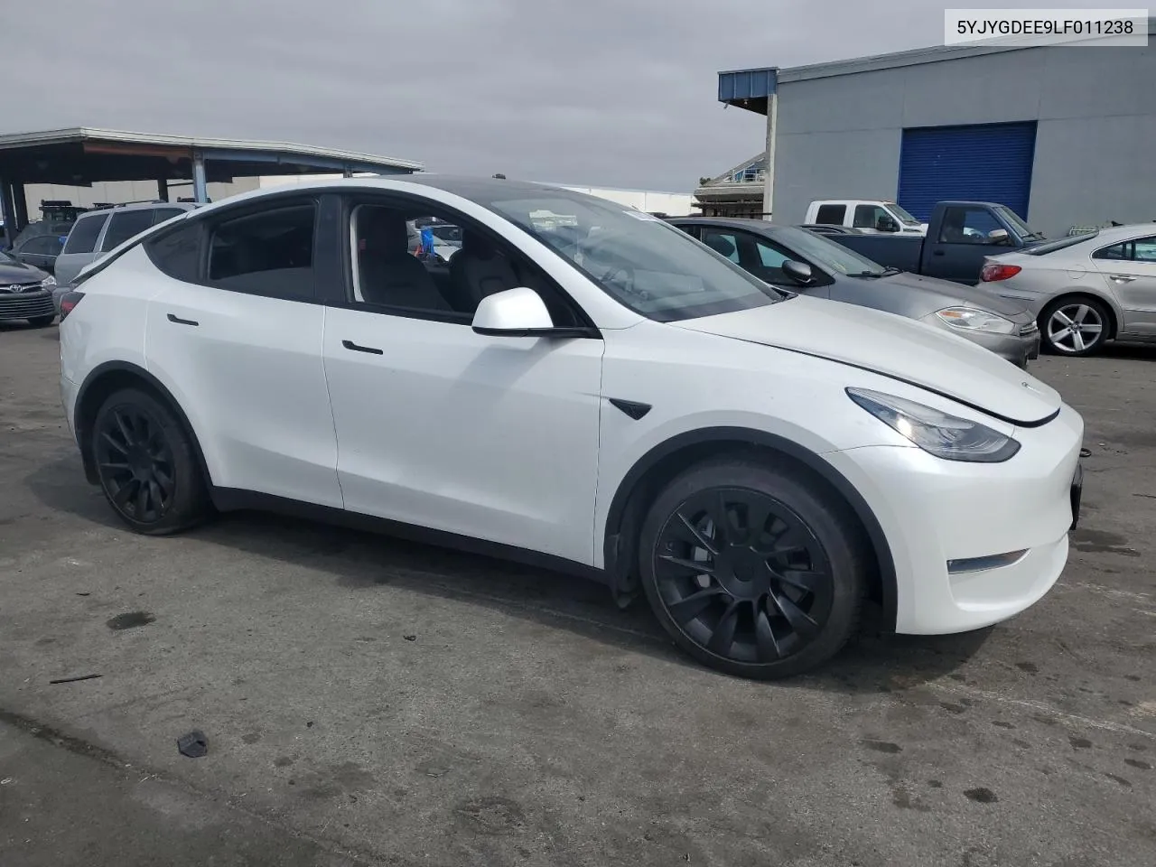 2020 Tesla Model Y VIN: 5YJYGDEE9LF011238 Lot: 70529124