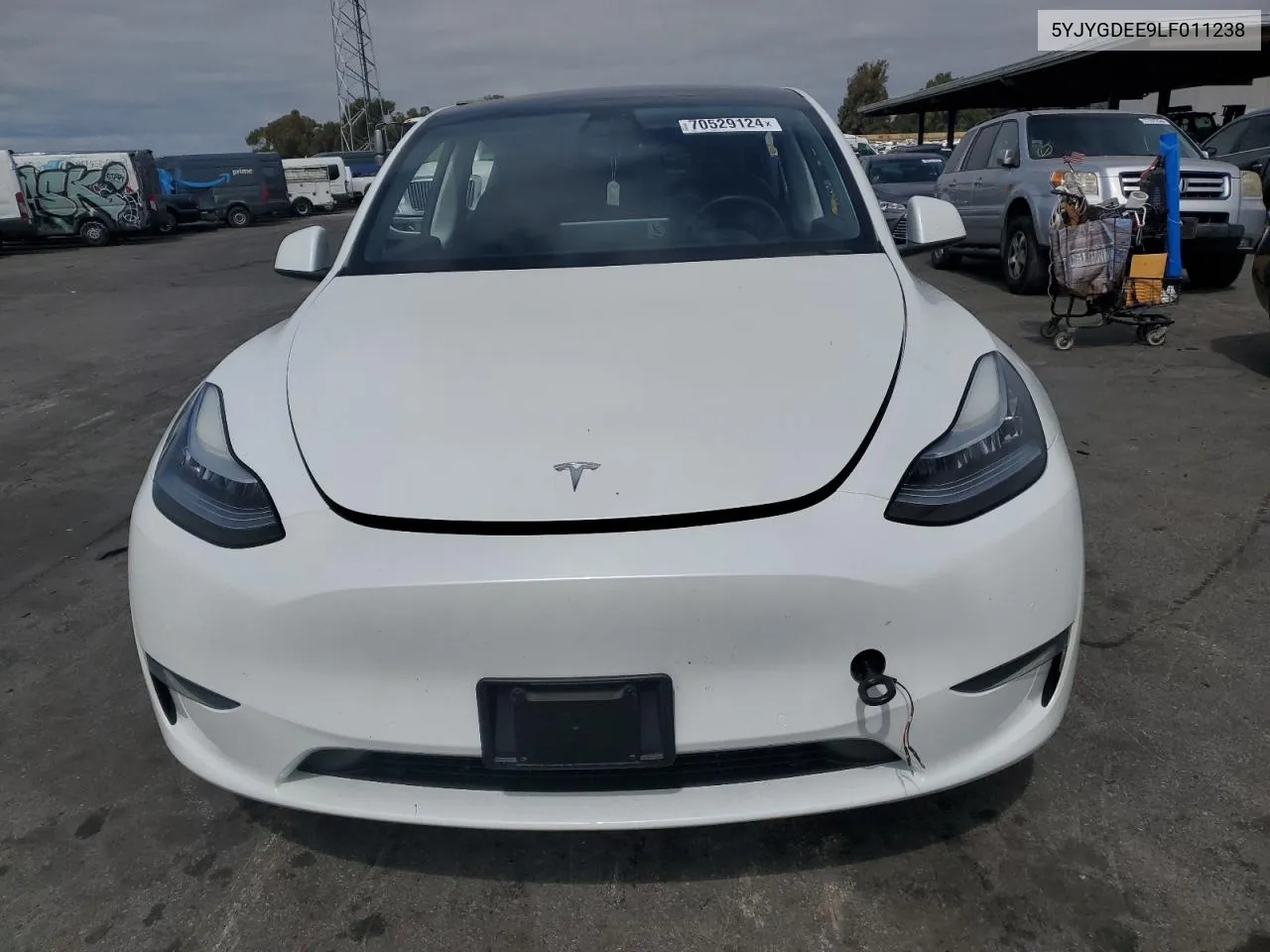 2020 Tesla Model Y VIN: 5YJYGDEE9LF011238 Lot: 70529124