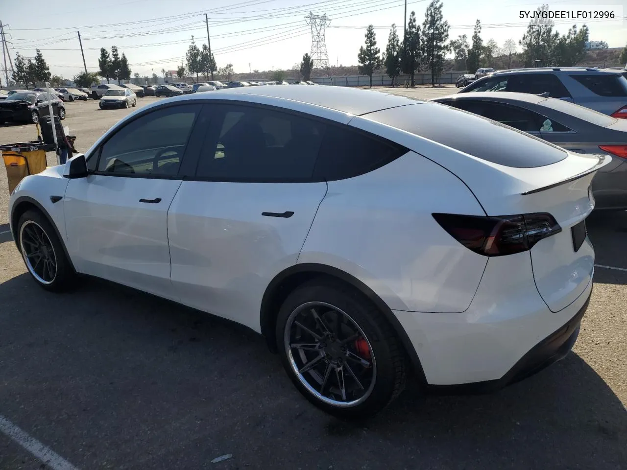 5YJYGDEE1LF012996 2020 Tesla Model Y