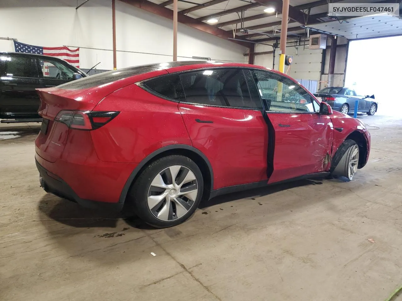 2020 Tesla Model Y VIN: 5YJYGDEE5LF047461 Lot: 71749274