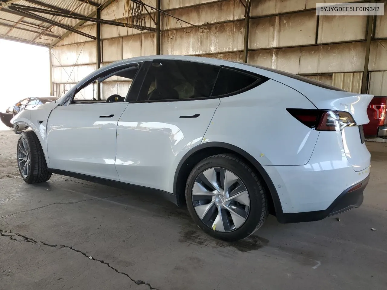 2020 Tesla Model Y VIN: 5YJYGDEE5LF009342 Lot: 73518544