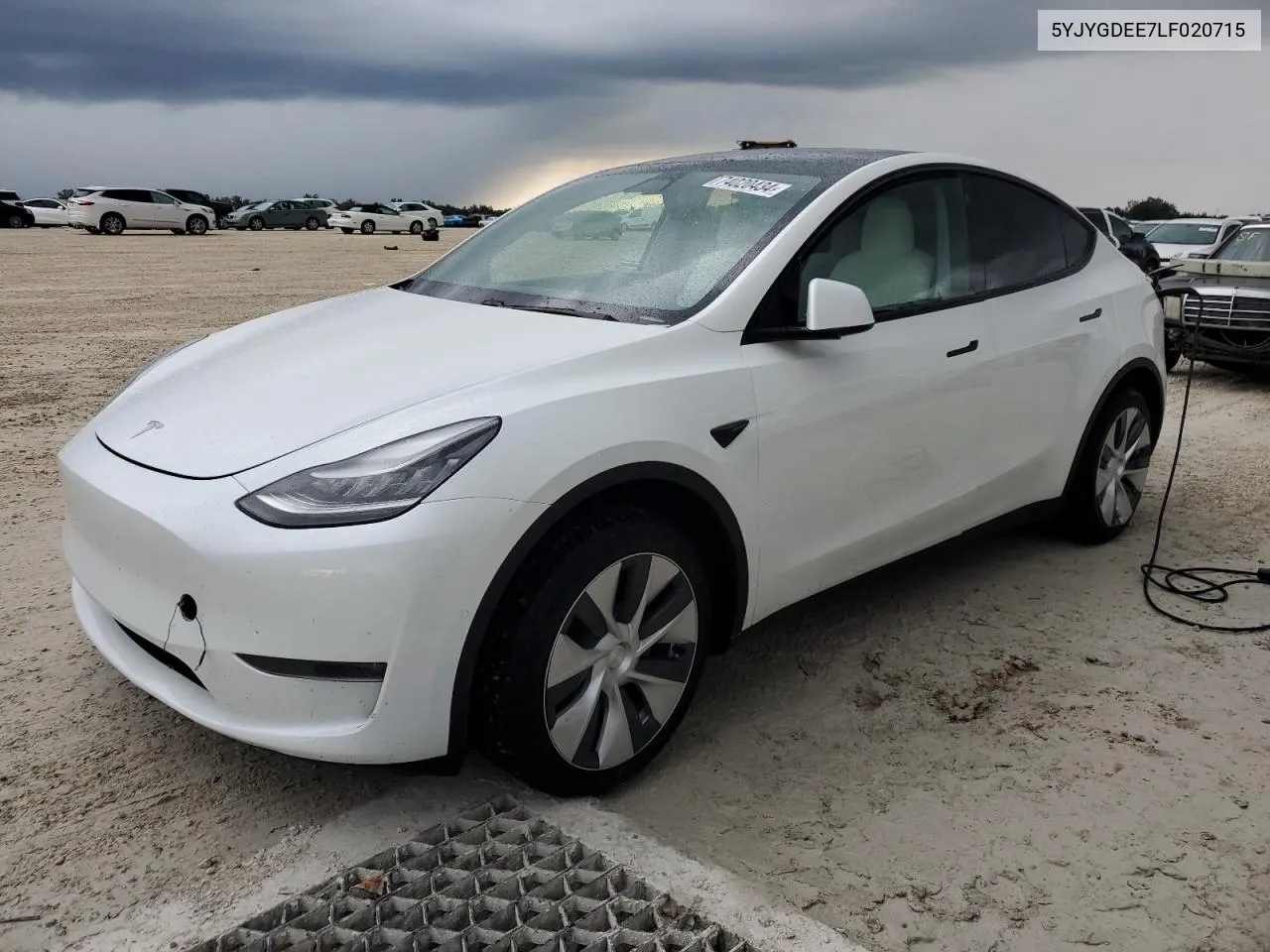 2020 Tesla Model Y VIN: 5YJYGDEE7LF020715 Lot: 74020434