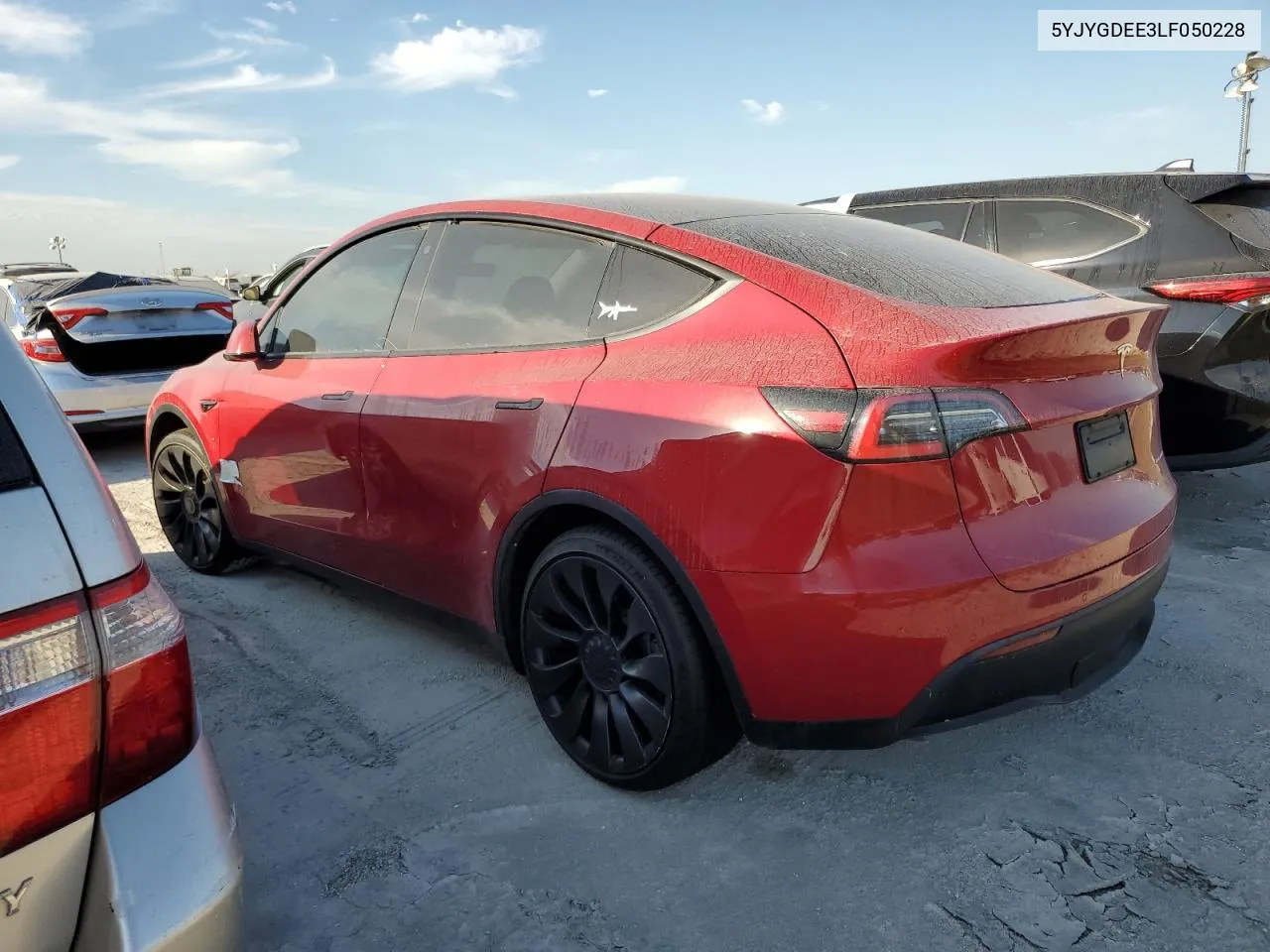 2020 Tesla Model Y VIN: 5YJYGDEE3LF050228 Lot: 74969864