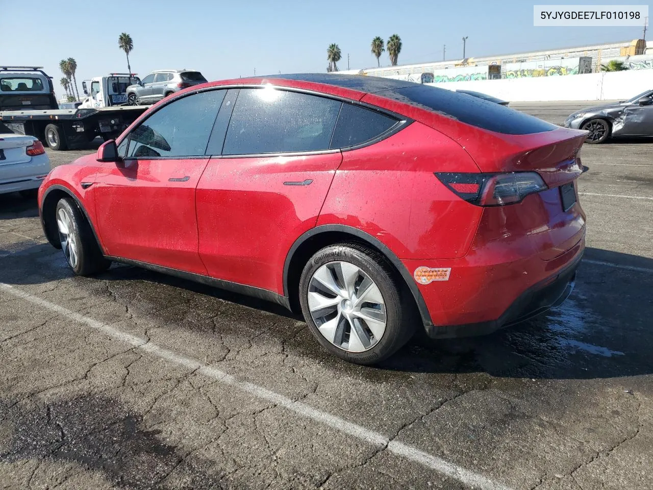 2020 Tesla Model Y VIN: 5YJYGDEE7LF010198 Lot: 75676114