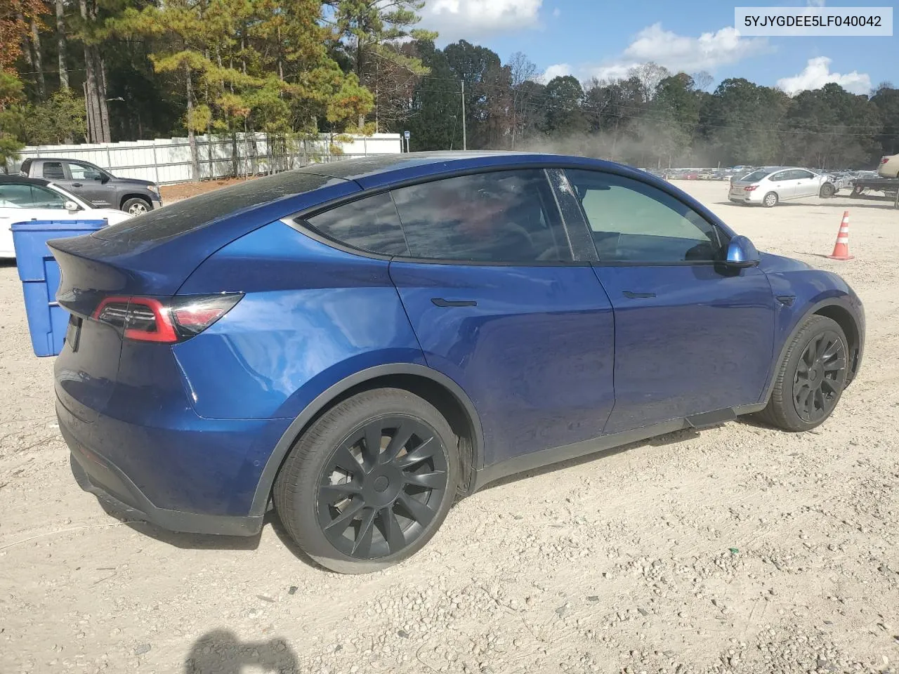 2020 Tesla Model Y VIN: 5YJYGDEE5LF040042 Lot: 76687024