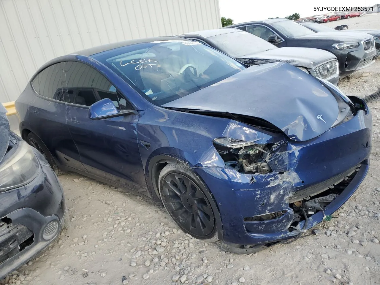 5YJYGDEEXMF253571 2021 Tesla Model Y