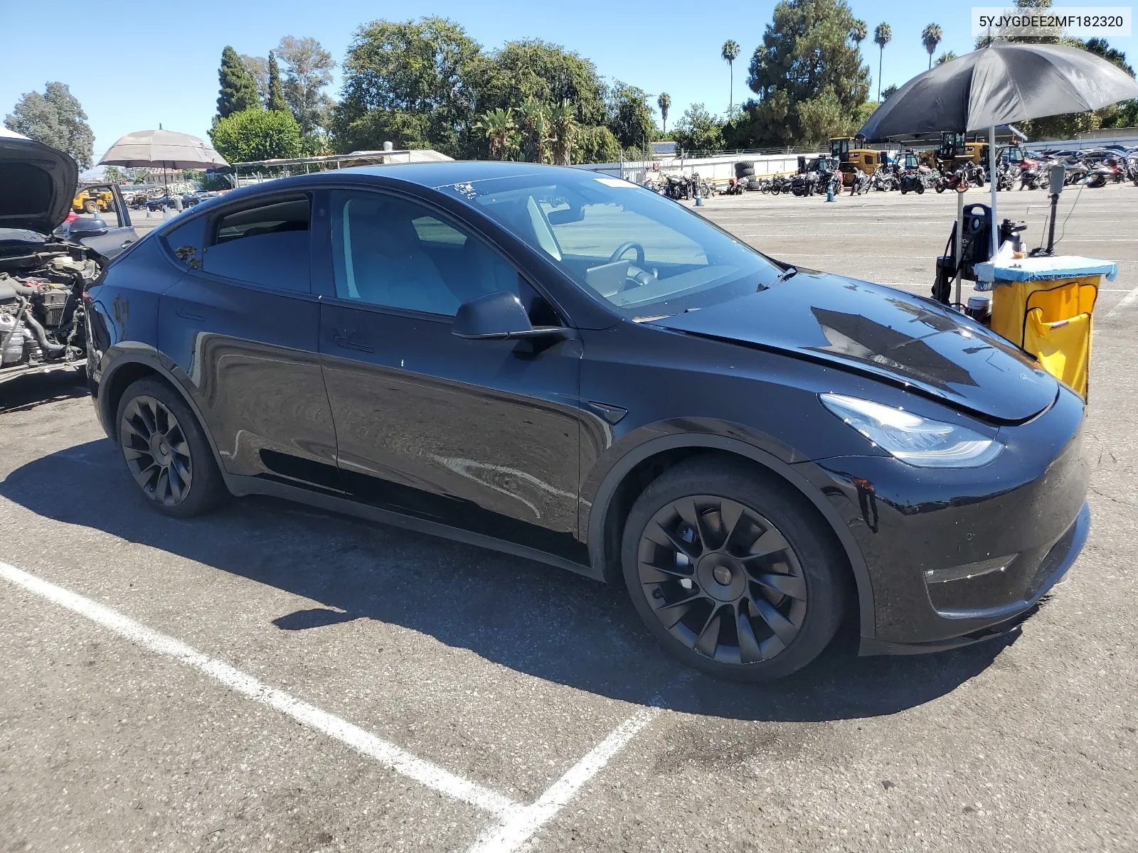 5YJYGDEE2MF182320 2021 Tesla Model Y