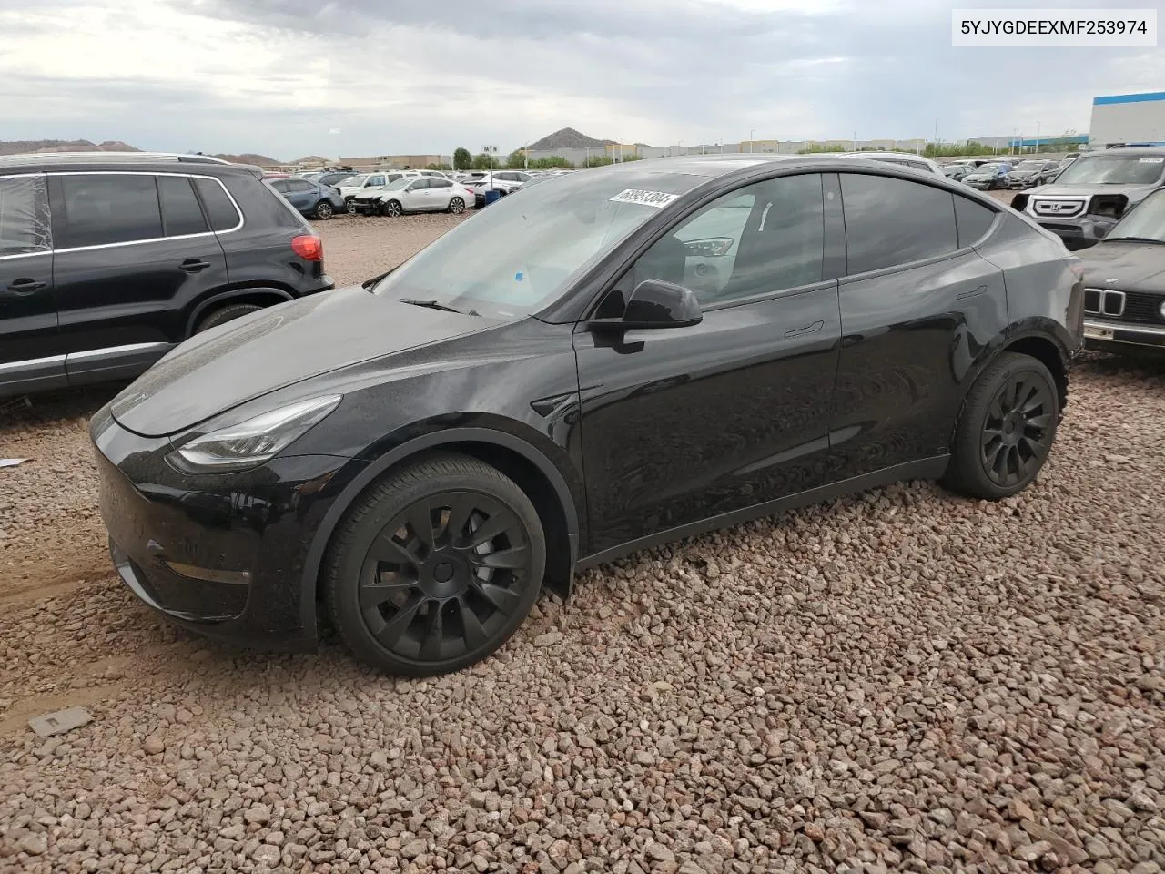 5YJYGDEEXMF253974 2021 Tesla Model Y