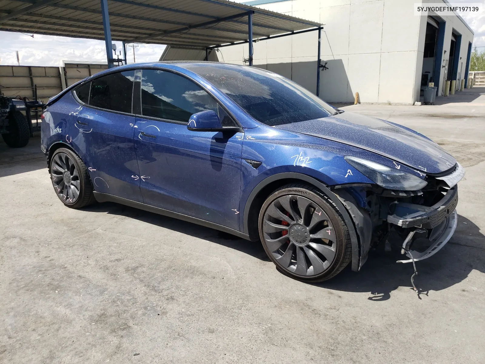 2021 Tesla Model Y VIN: 5YJYGDEF1MF197139 Lot: 69004914