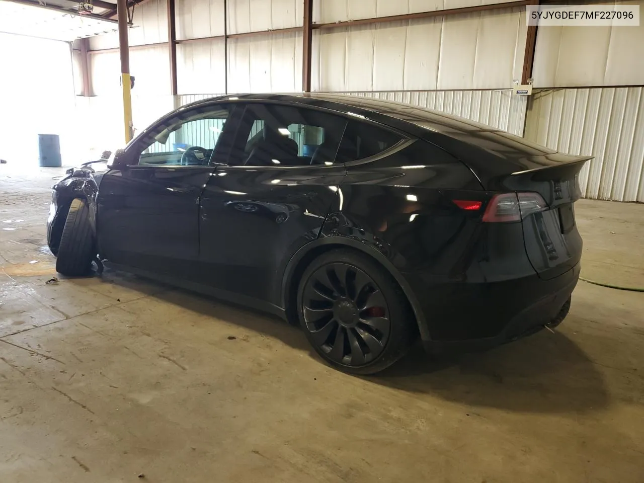 2021 Tesla Model Y VIN: 5YJYGDEF7MF227096 Lot: 69043964