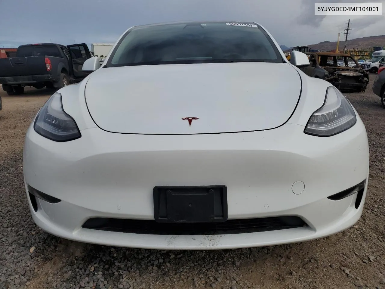 5YJYGDED4MF104001 2021 Tesla Model Y