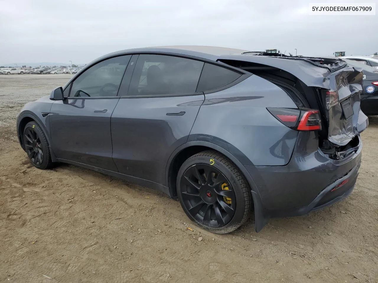 5YJYGDEE0MF067909 2021 Tesla Model Y