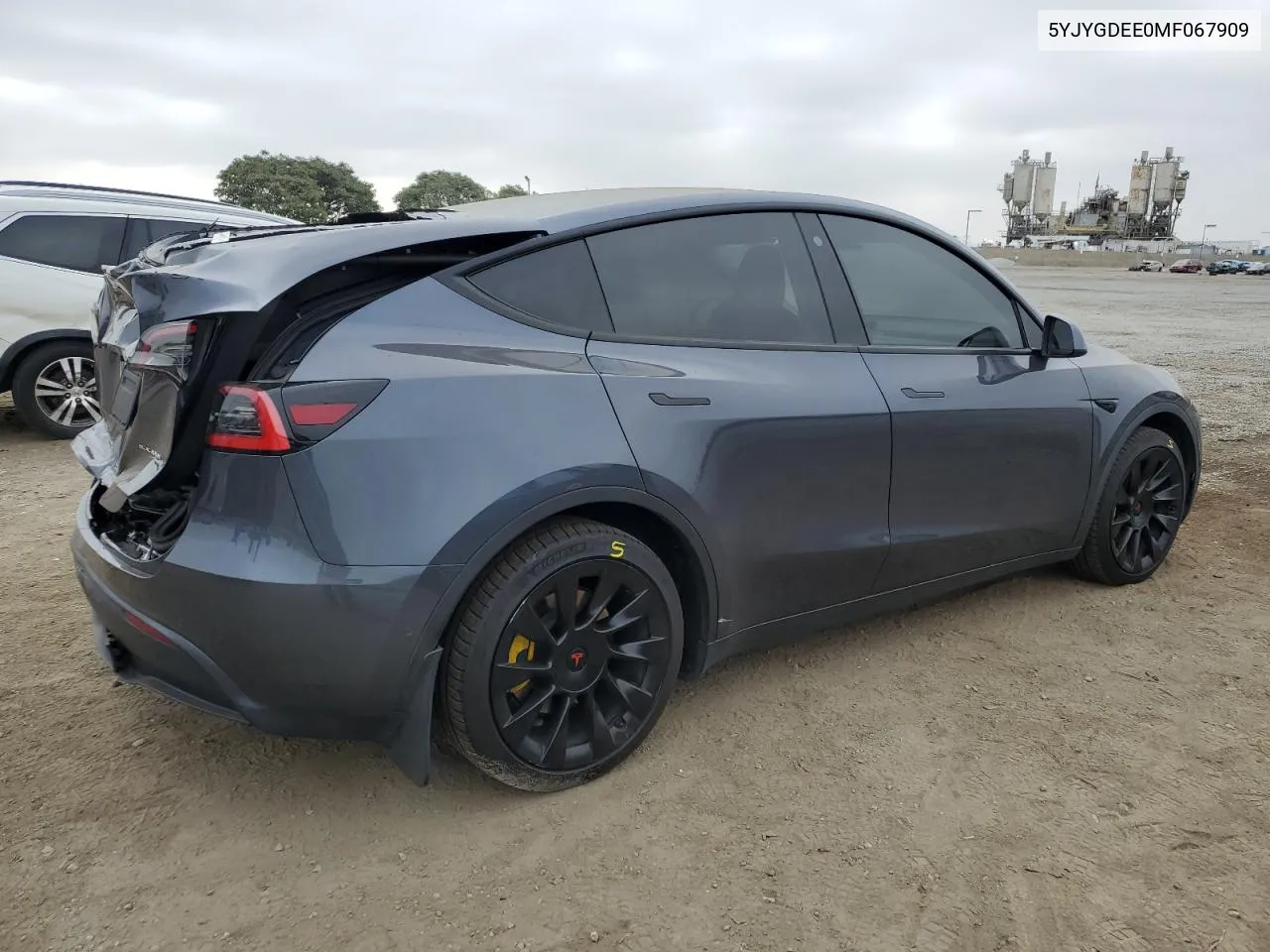 2021 Tesla Model Y VIN: 5YJYGDEE0MF067909 Lot: 69094694