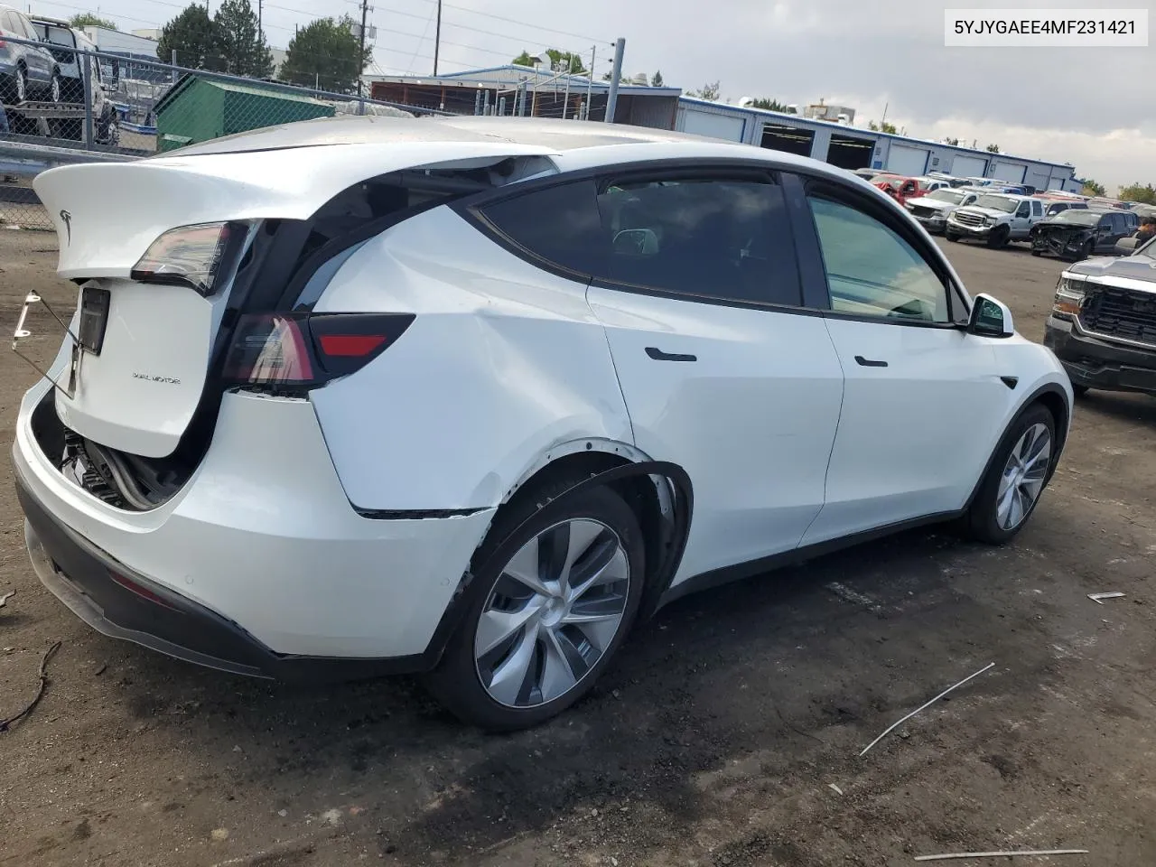 5YJYGAEE4MF231421 2021 Tesla Model Y