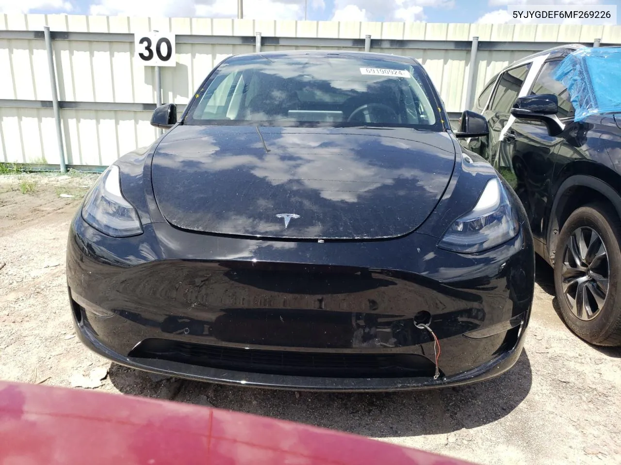 2021 Tesla Model Y VIN: 5YJYGDEF6MF269226 Lot: 69190924