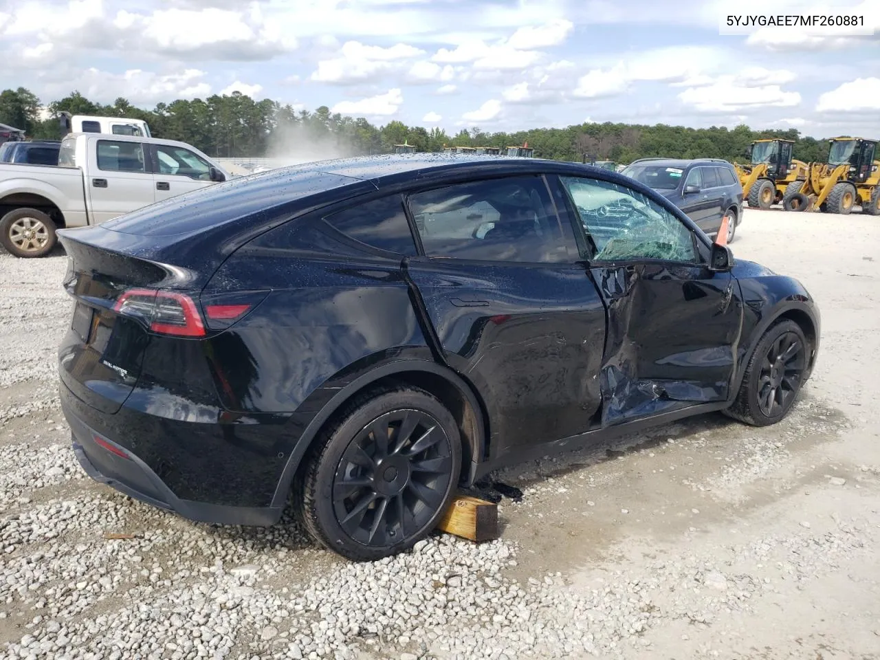 2021 Tesla Model Y VIN: 5YJYGAEE7MF260881 Lot: 69236884