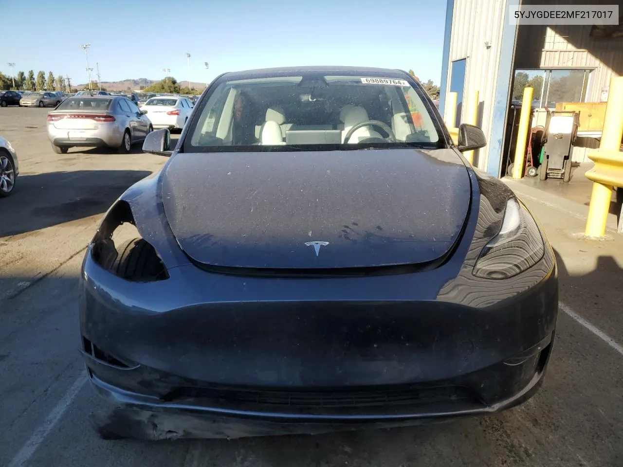 5YJYGDEE2MF217017 2021 Tesla Model Y