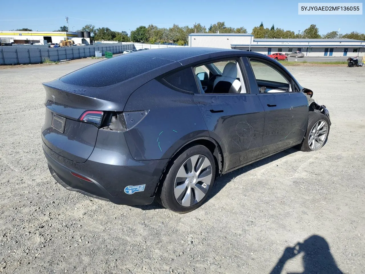 5YJYGAED2MF136055 2021 Tesla Model Y