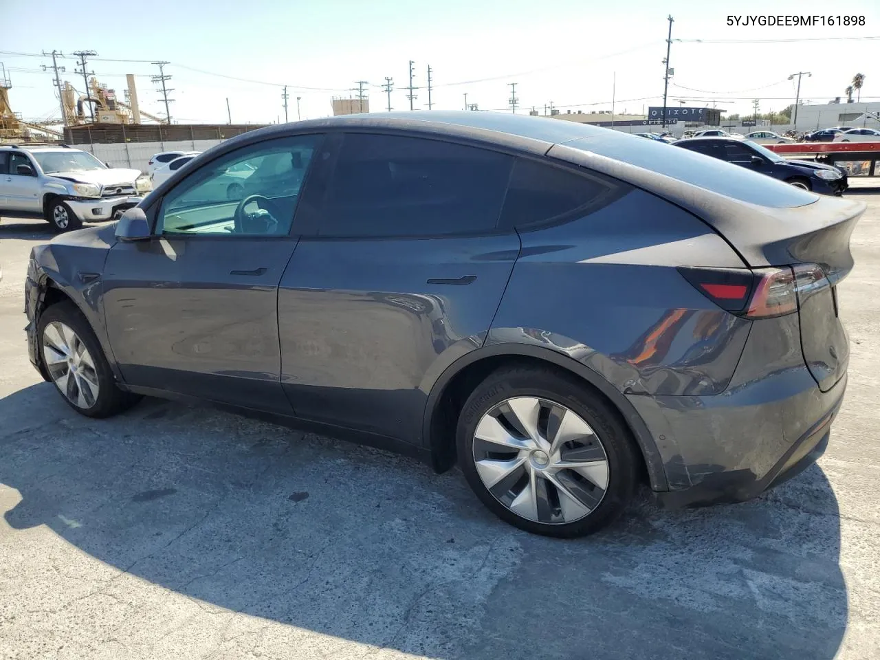 5YJYGDEE9MF161898 2021 Tesla Model Y