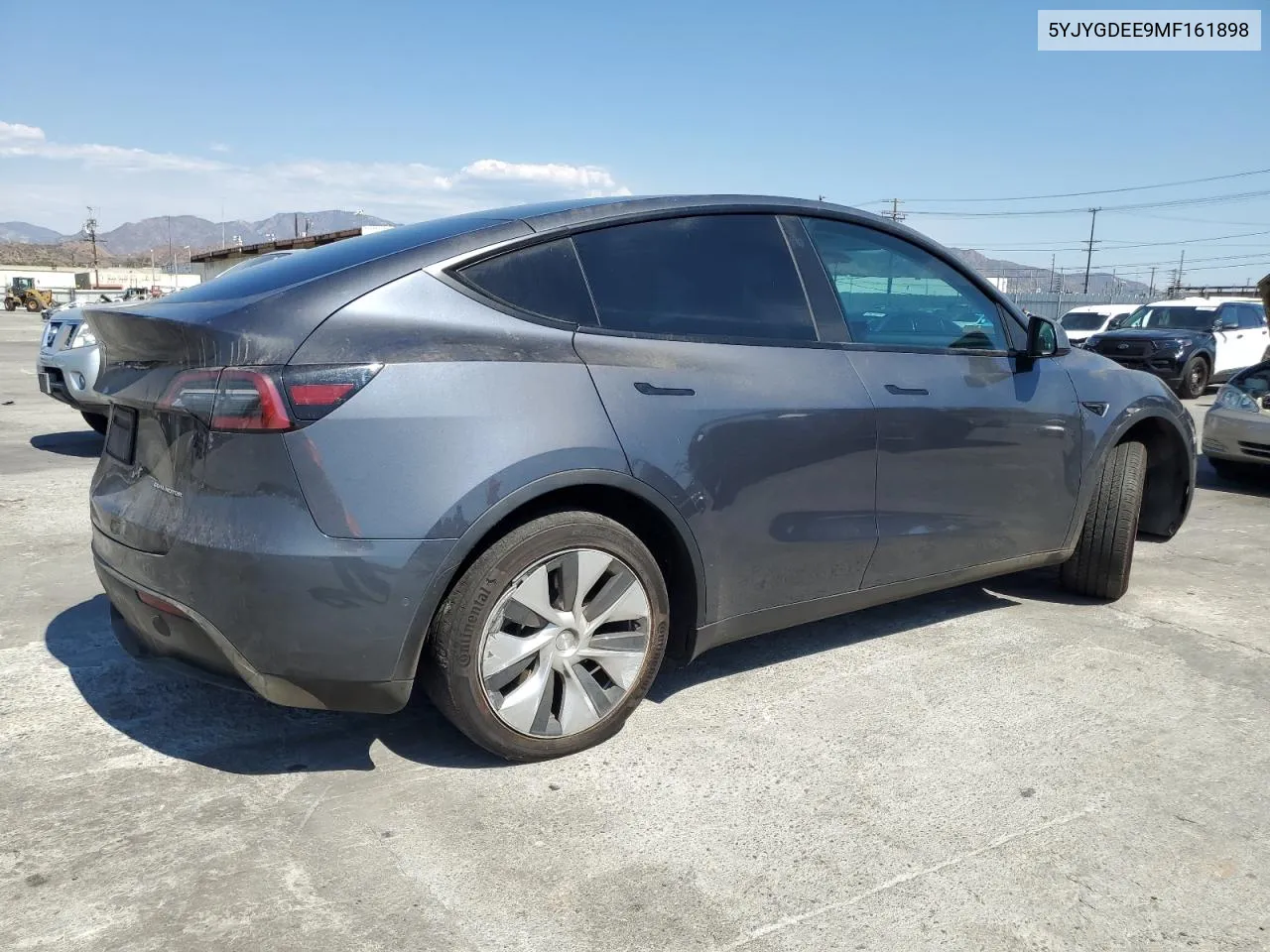 5YJYGDEE9MF161898 2021 Tesla Model Y