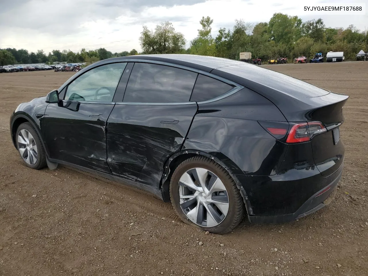 2021 Tesla Model Y VIN: 5YJYGAEE9MF187688 Lot: 70680374