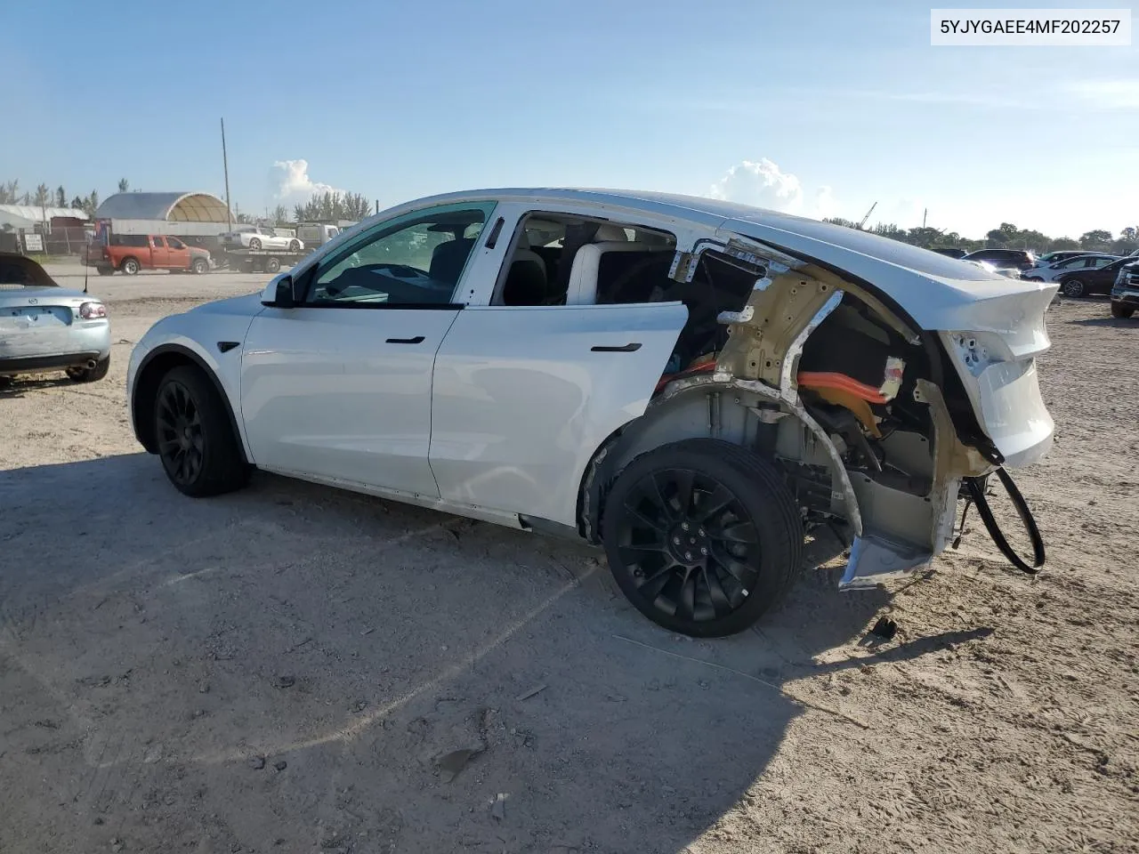 5YJYGAEE4MF202257 2021 Tesla Model Y