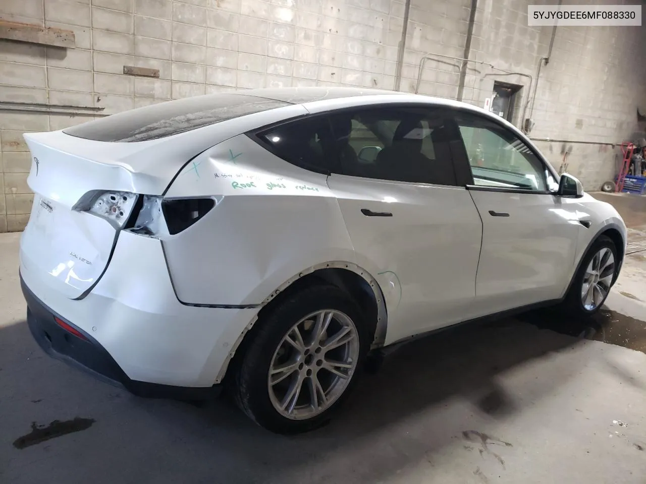 2021 Tesla Model Y VIN: 5YJYGDEE6MF088330 Lot: 71234394