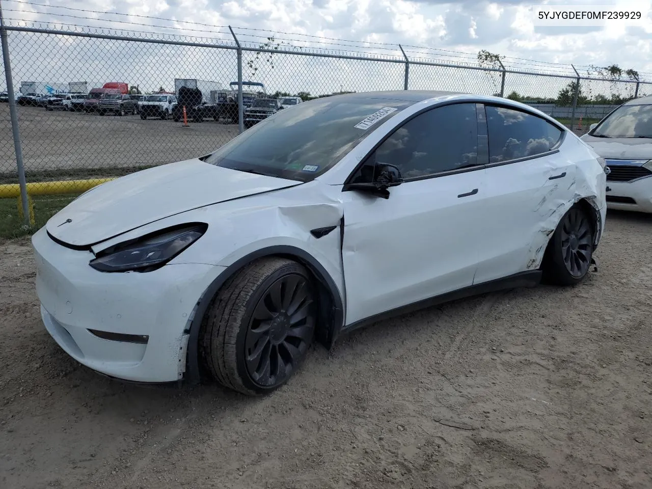 5YJYGDEF0MF239929 2021 Tesla Model Y