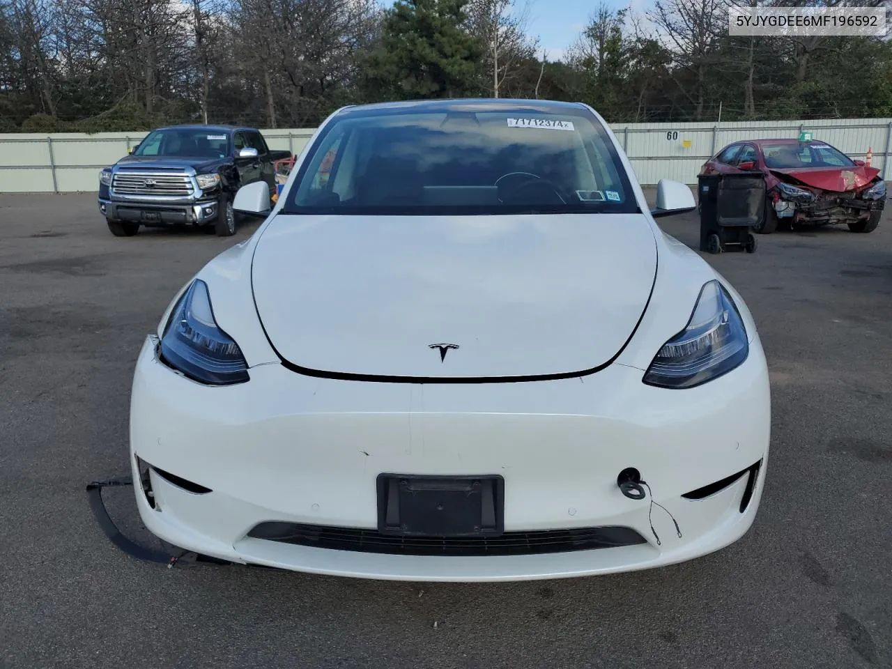 5YJYGDEE6MF196592 2021 Tesla Model Y