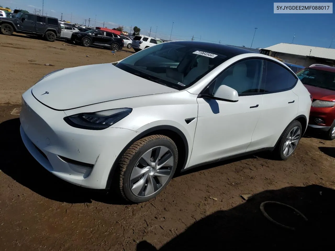 5YJYGDEE2MF088017 2021 Tesla Model Y