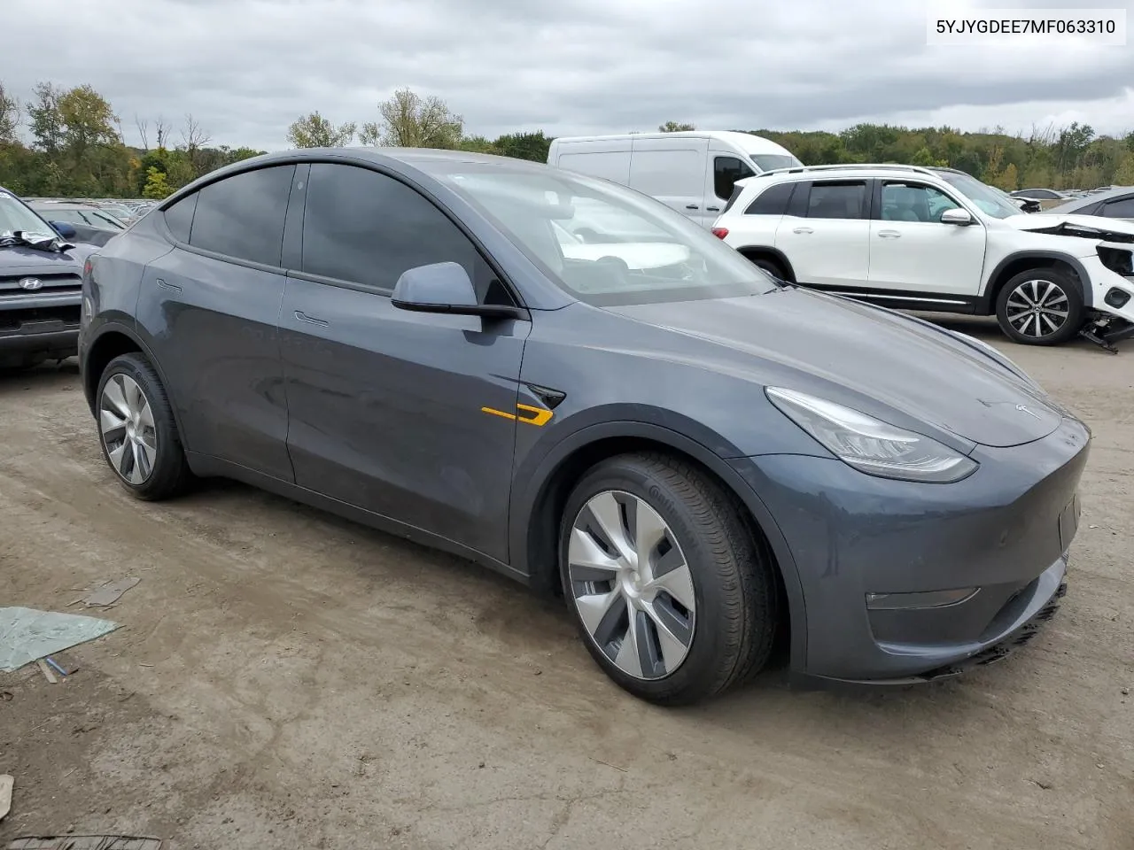 5YJYGDEE7MF063310 2021 Tesla Model Y