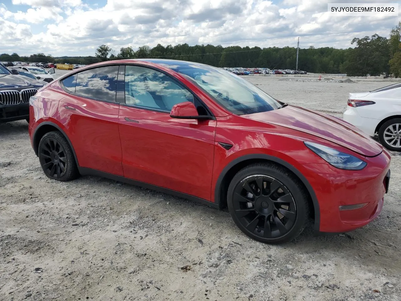 5YJYGDEE9MF182492 2021 Tesla Model Y