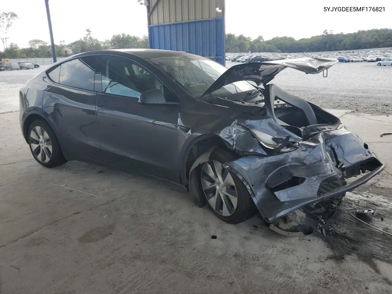 5YJYGDEE5MF176821 2021 Tesla Model Y