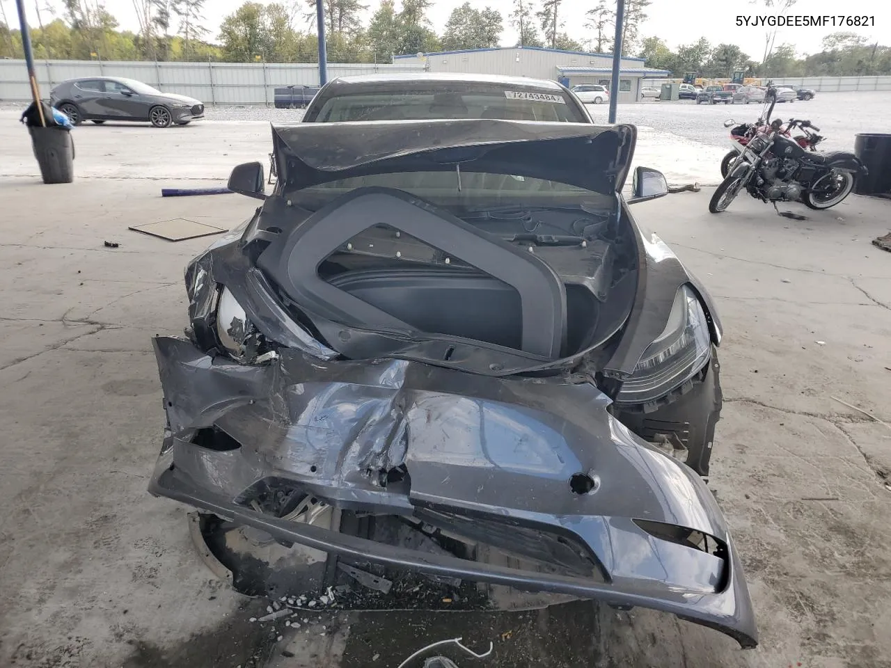 2021 Tesla Model Y VIN: 5YJYGDEE5MF176821 Lot: 72743484