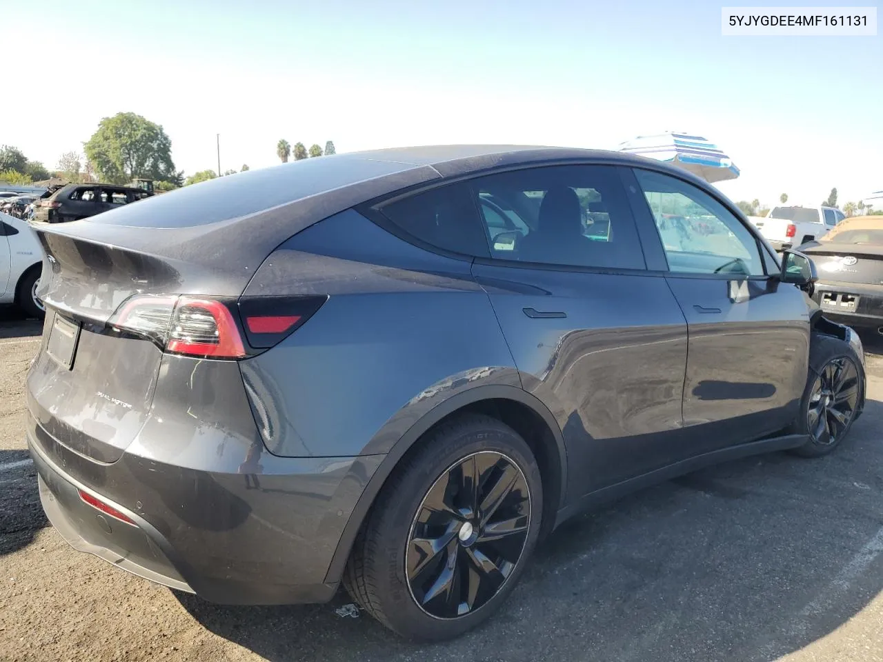 5YJYGDEE4MF161131 2021 Tesla Model Y