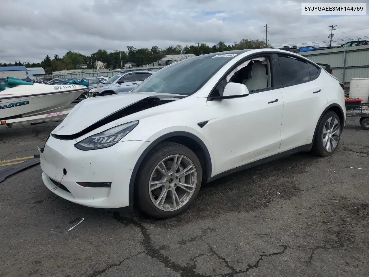 2021 Tesla Model Y VIN: 5YJYGAEE3MF144769 Lot: 73720544