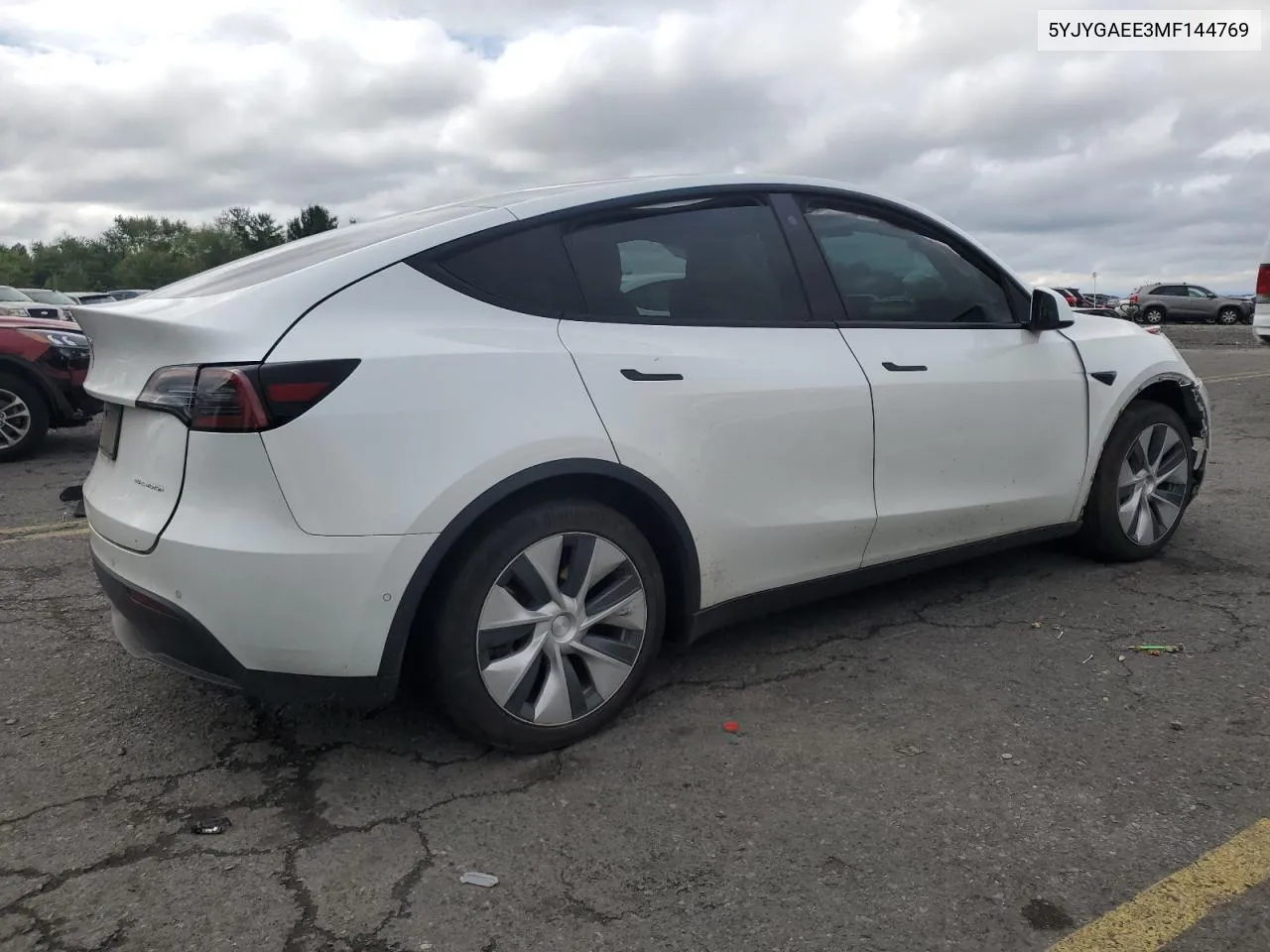 2021 Tesla Model Y VIN: 5YJYGAEE3MF144769 Lot: 73720544