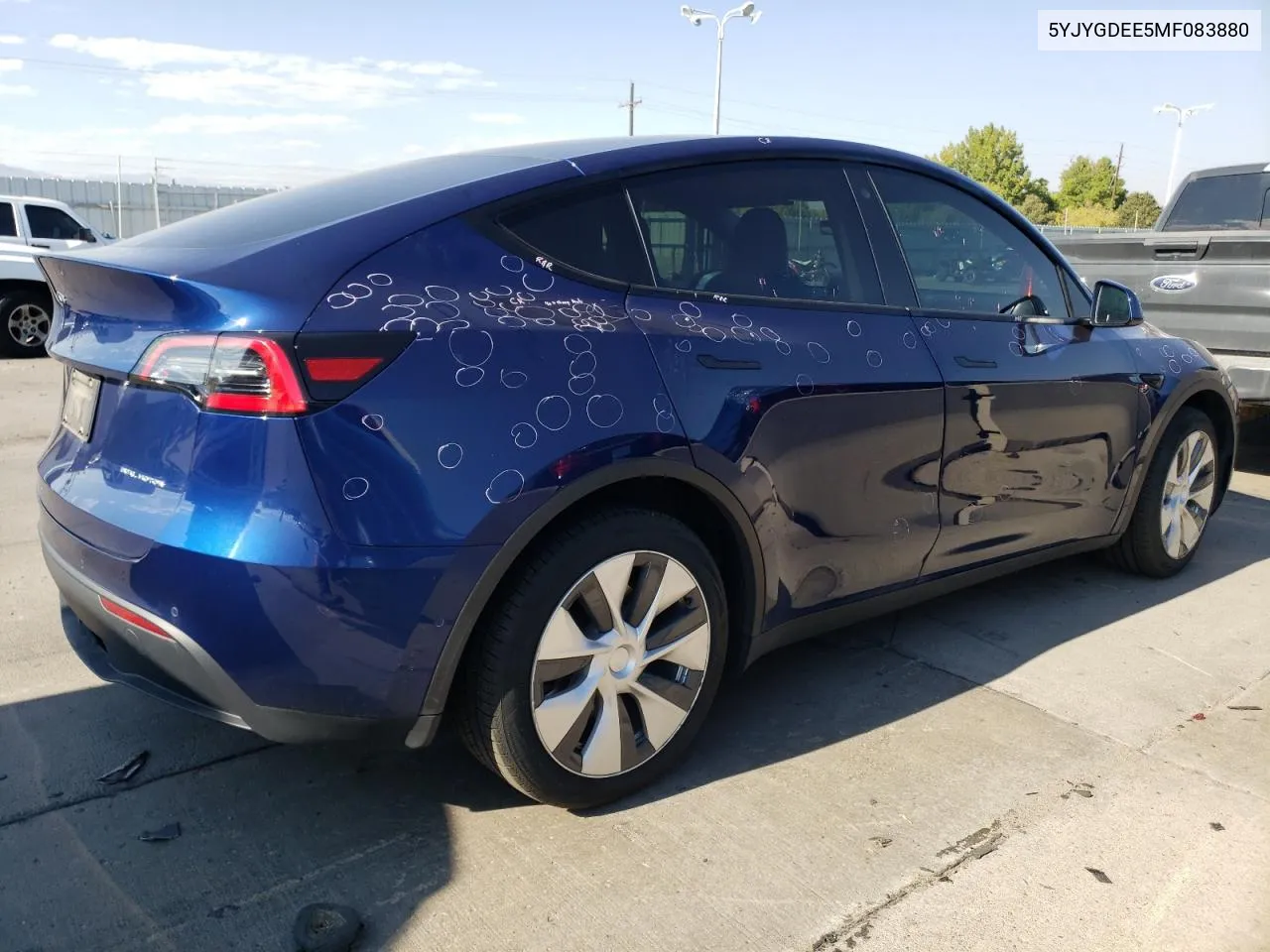 2021 Tesla Model Y VIN: 5YJYGDEE5MF083880 Lot: 74039744