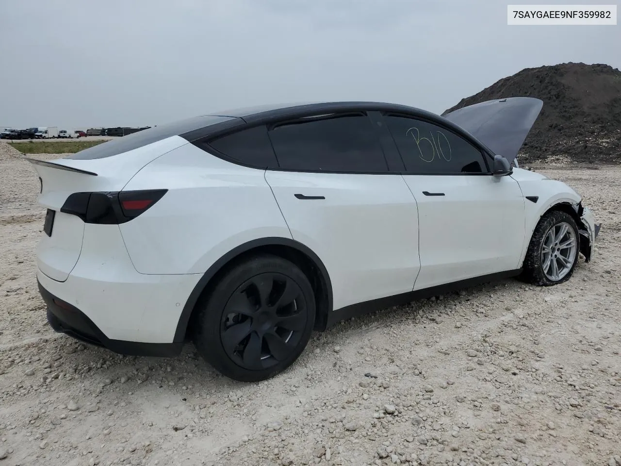 7SAYGAEE9NF359982 2022 Tesla Model Y