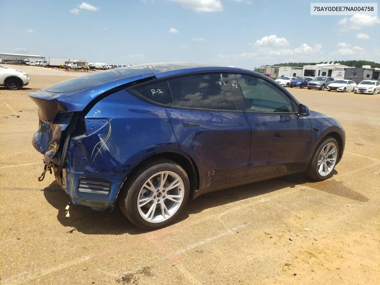 7SAYGDEE7NA004758 2022 Tesla Model Y