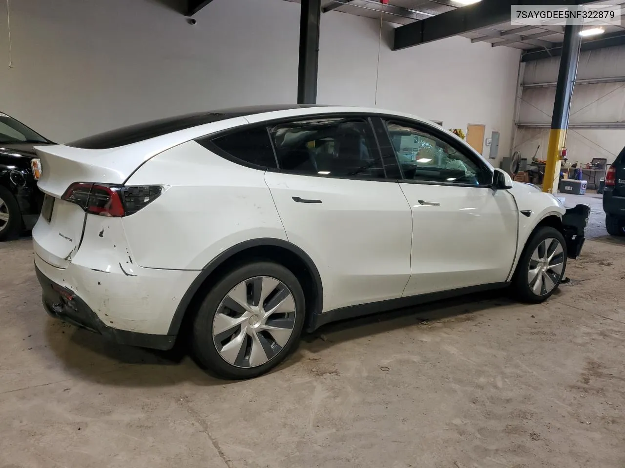 2022 Tesla Model Y VIN: 7SAYGDEE5NF322879 Lot: 63445604