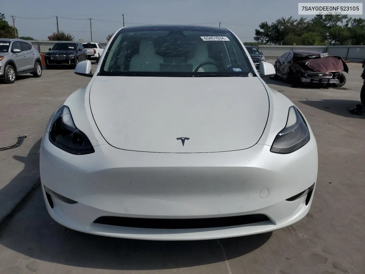 2022 Tesla Model Y VIN: 7SAYGDEE0NF523105 Lot: 63451034